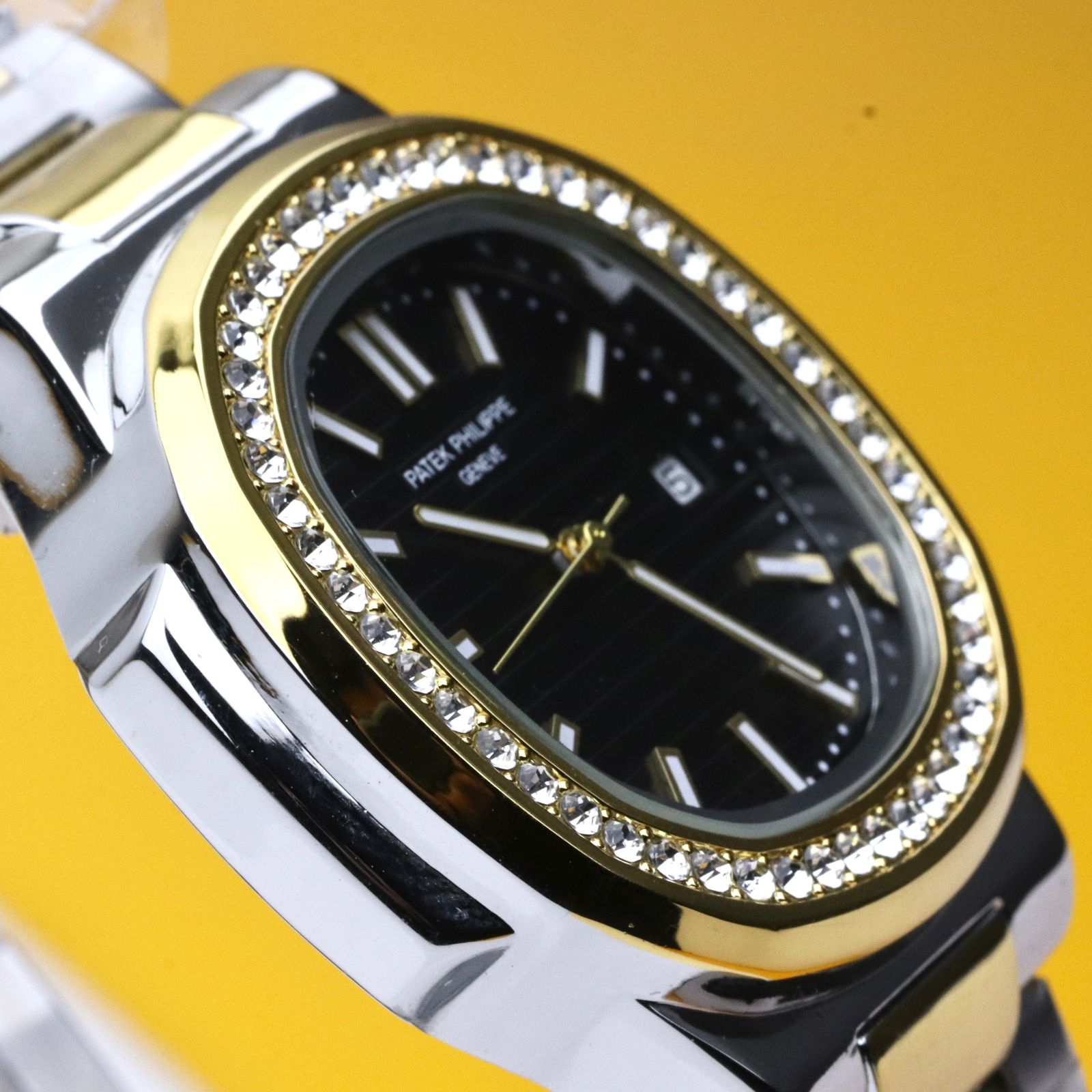 Patek Philippe - Nautilus - 40mm - C-591 image 2
