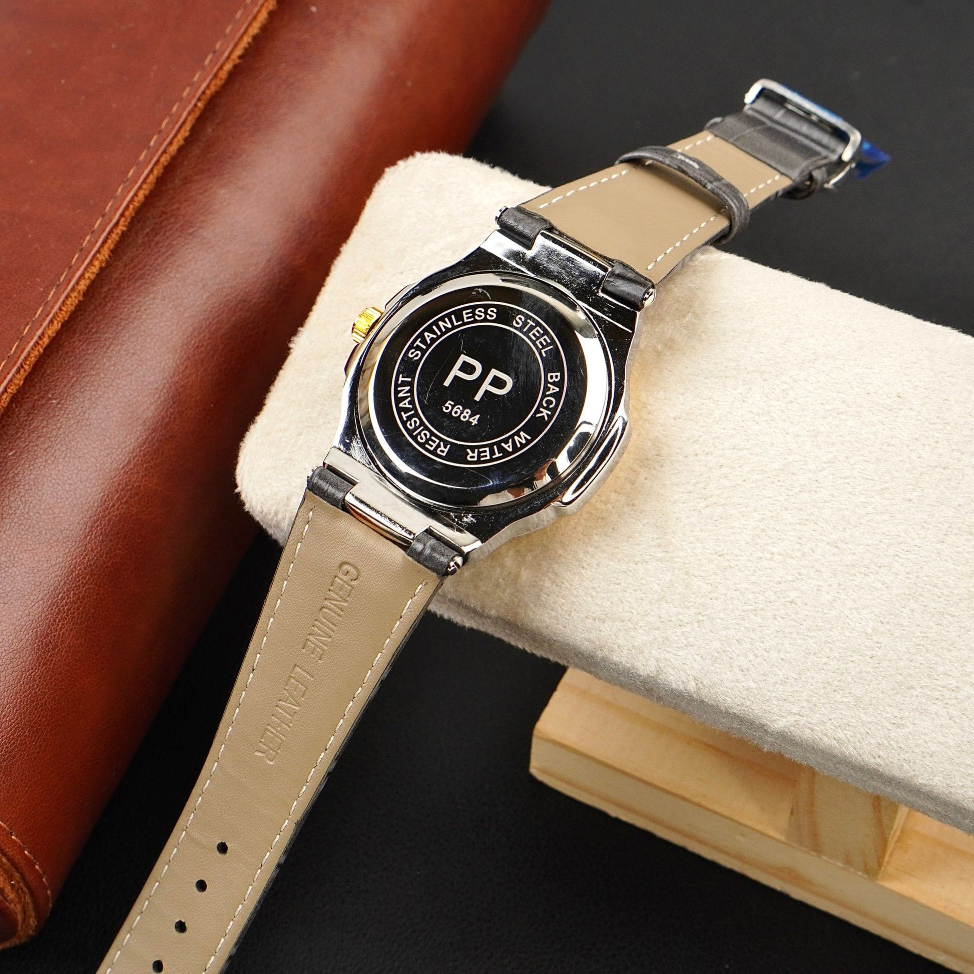 Patek Philliphe - Leather Strap - S-748 image 3