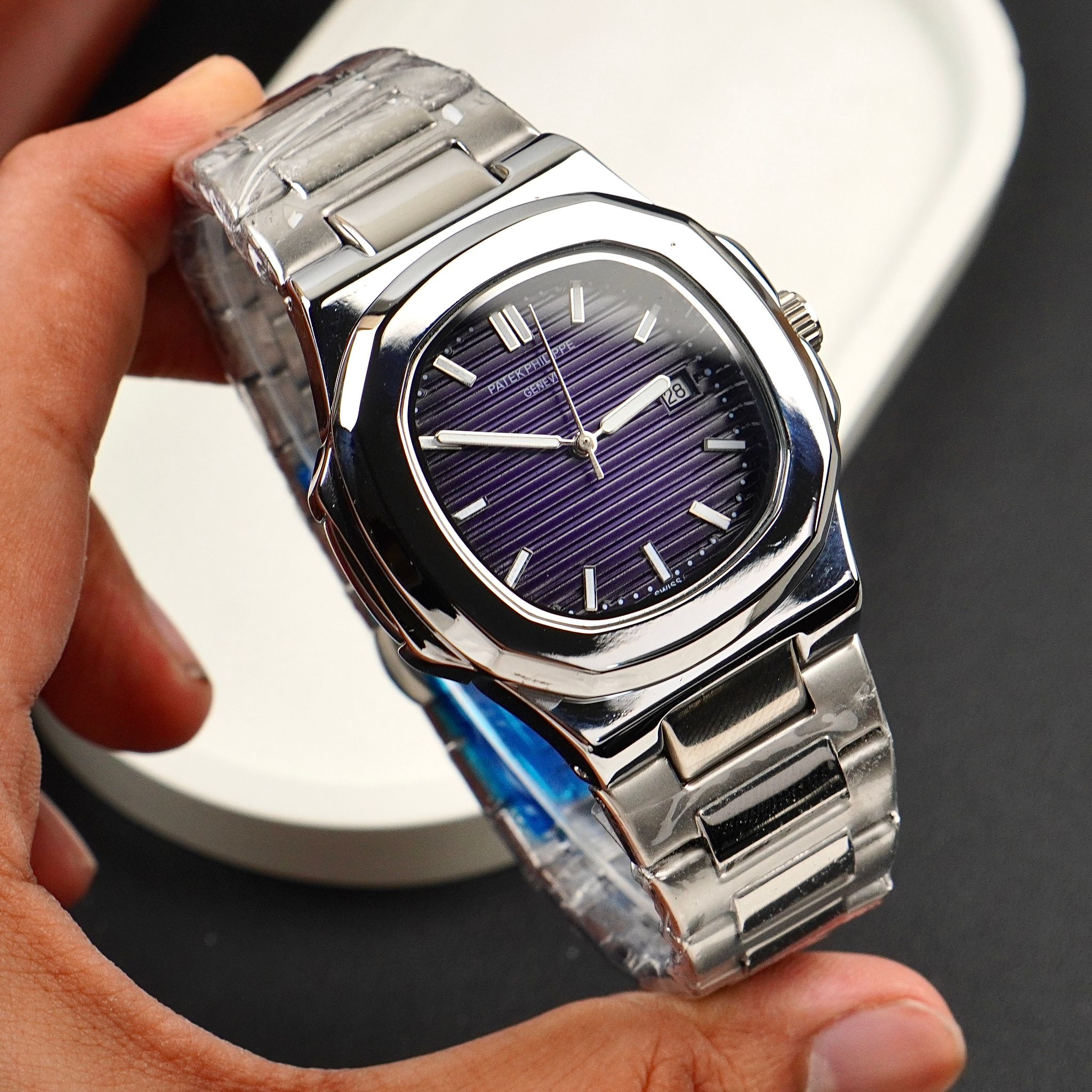Patek Philliphe - Mens Watches - C-1105 image 2