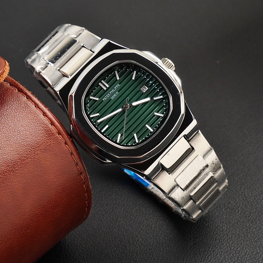Patek Philliphe - Mens Watches - C-1107 image 0