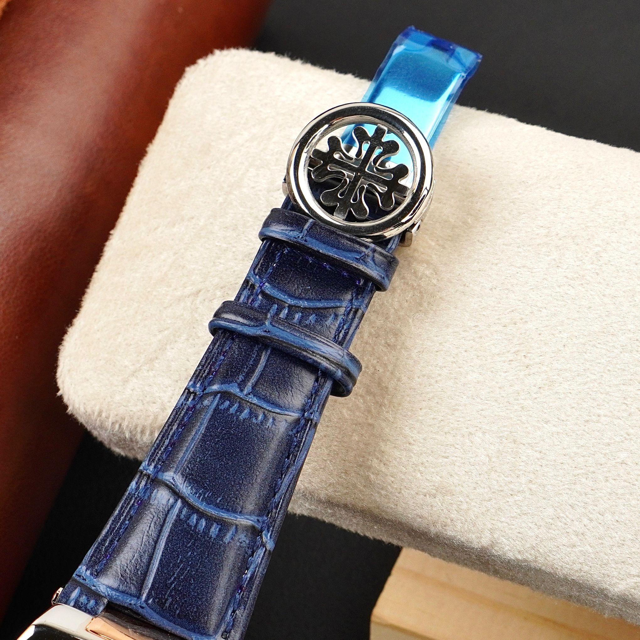 Patek Philliphe - Leather Strap - S-745 image 3