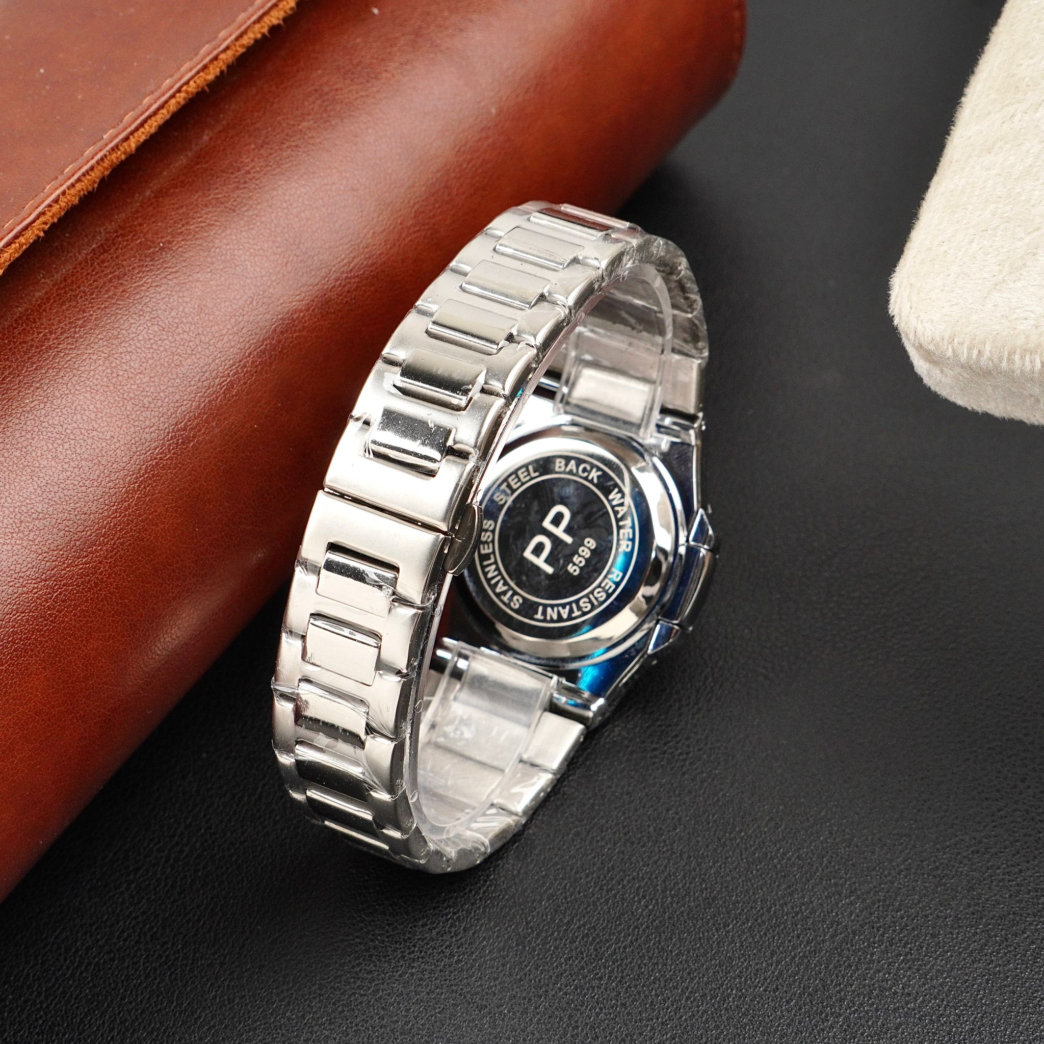 Patek Philliphe - Mens Watches - C-1106 image 2