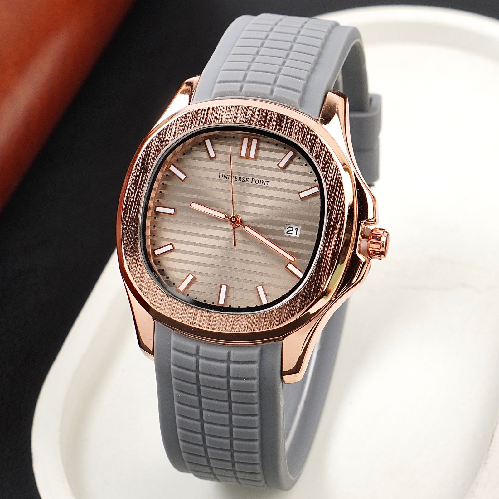 Universe Point - 40mm - Silicon Strap - S-553