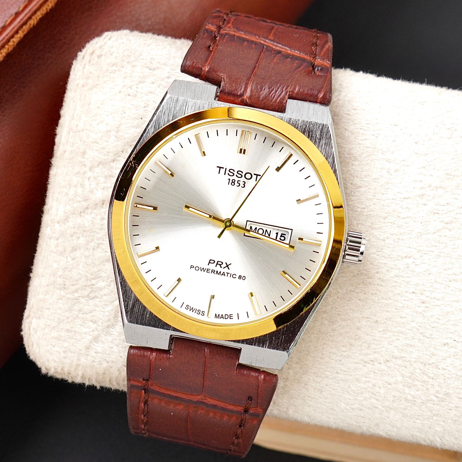 TST  - 38mm - Leather Strap - S-559