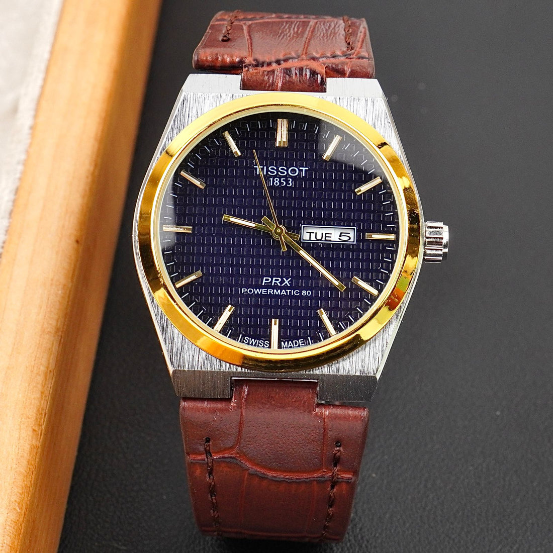 TST  - 38mm - Leather Strap - S-560