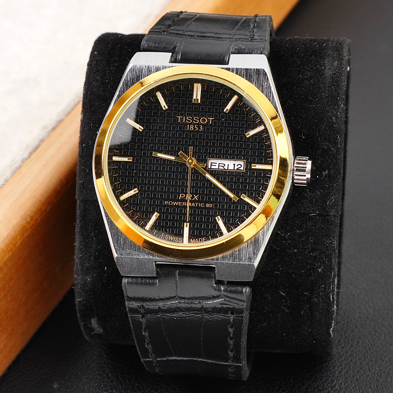 TST  - 38mm - Leather Strap - S-563