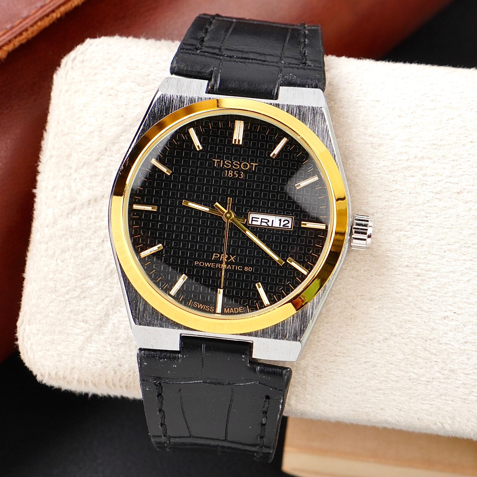 TST  - 38mm - Leather Strap - S-563