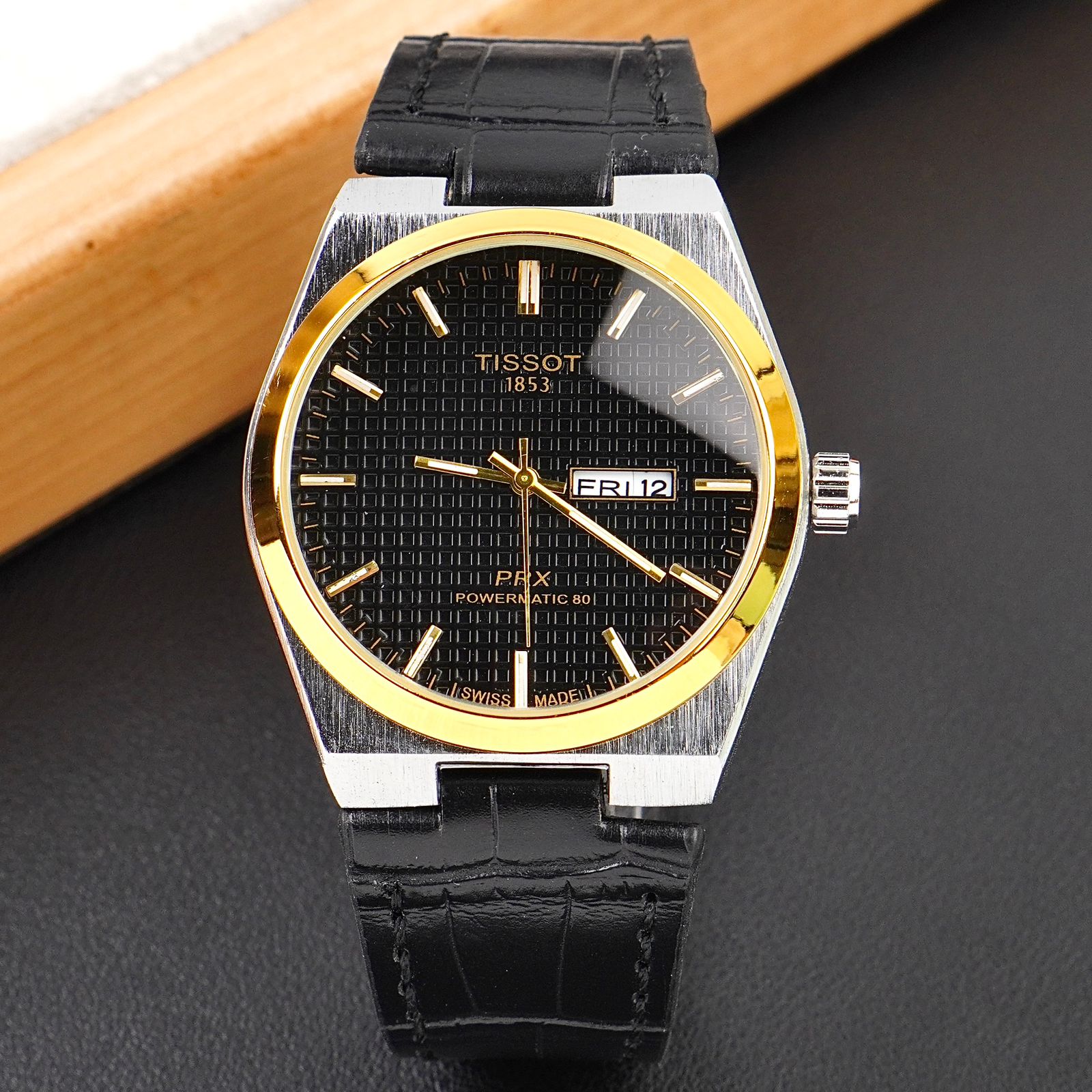TST  - 38mm - Leather Strap - S-563