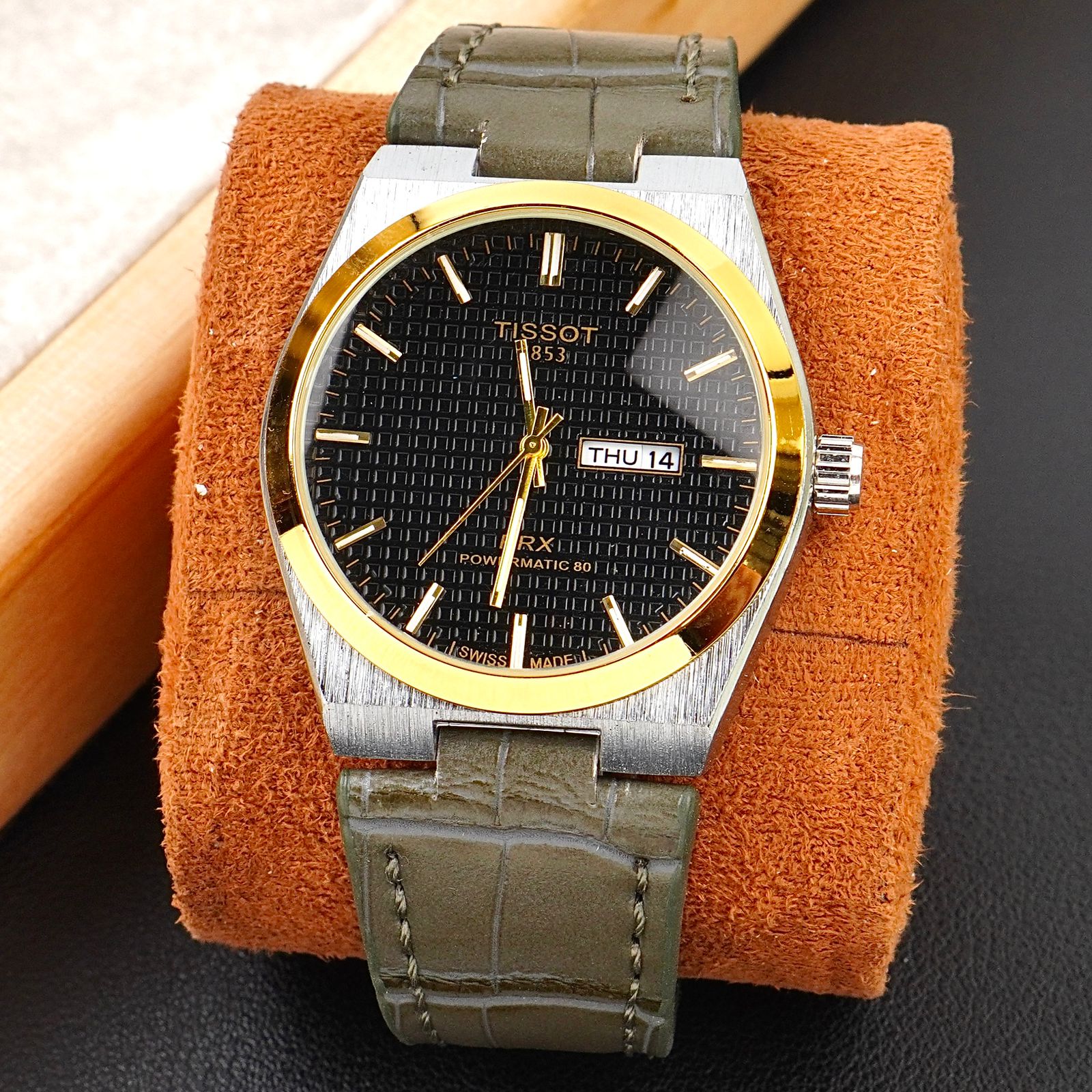 TST  - 38mm - Leather Strap - S-564