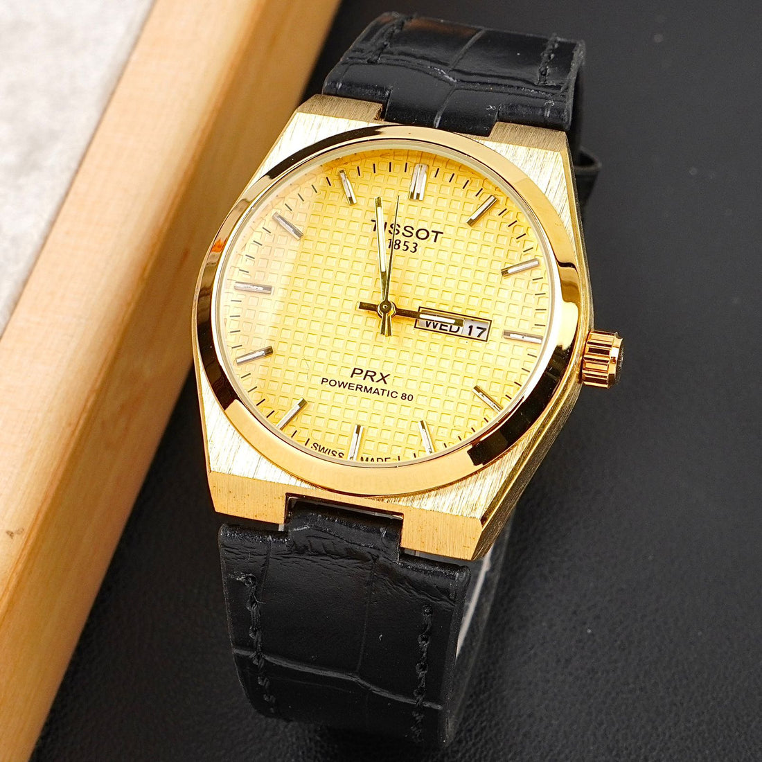 TST  - 38mm - Leather Strap - S-579