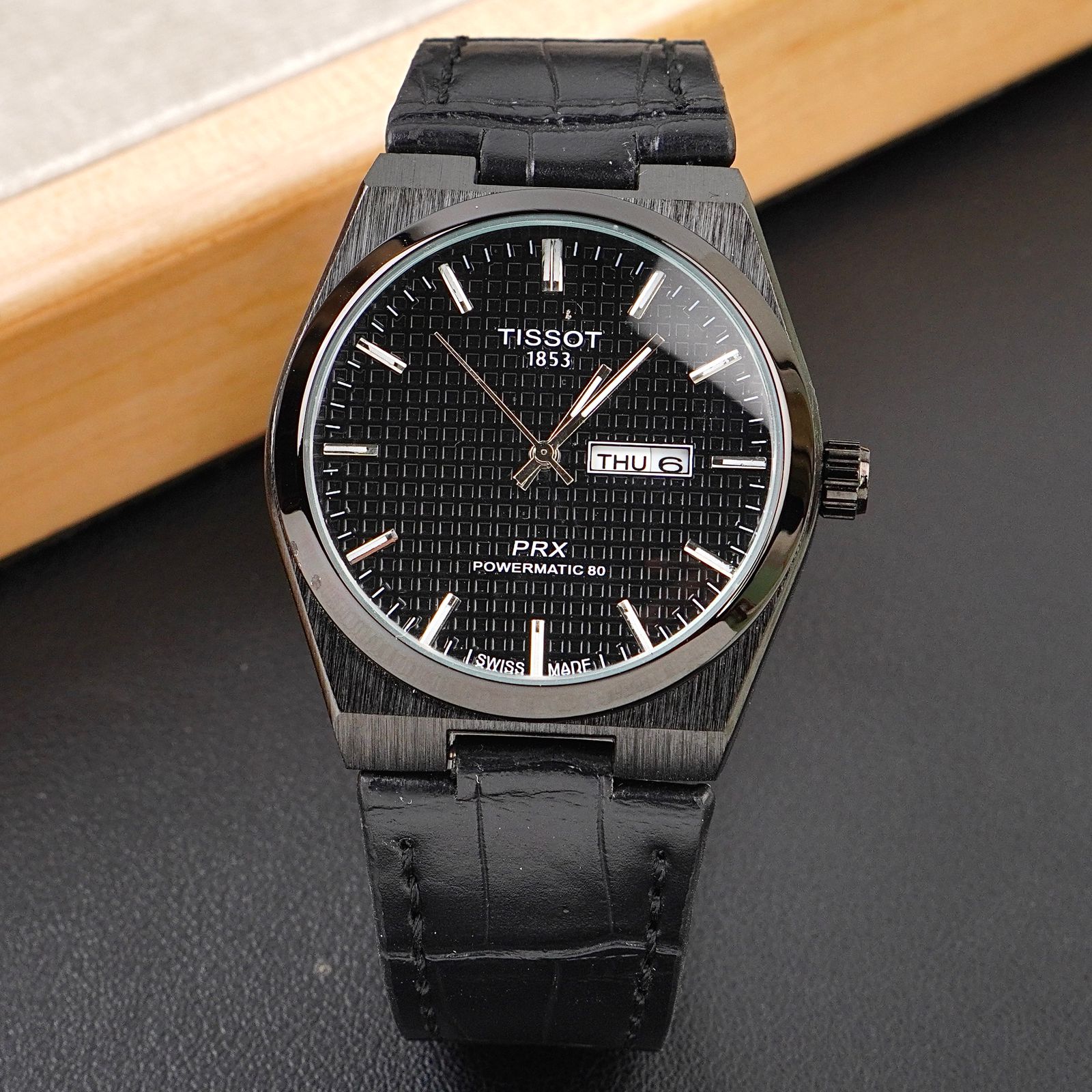 TST  - 38mm - Leather Strap - S-589