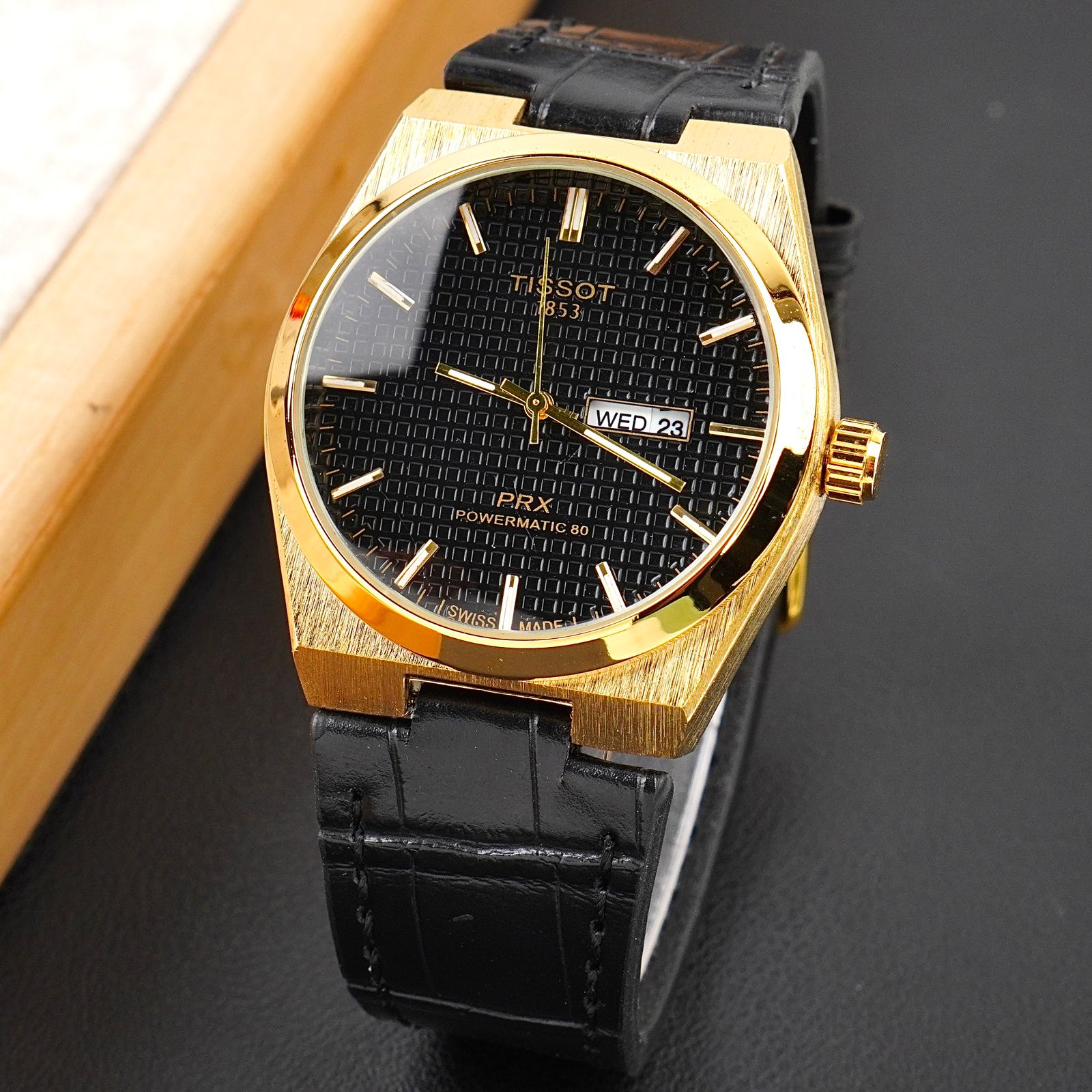 TST  - 38mm - Leather Strap - S-590