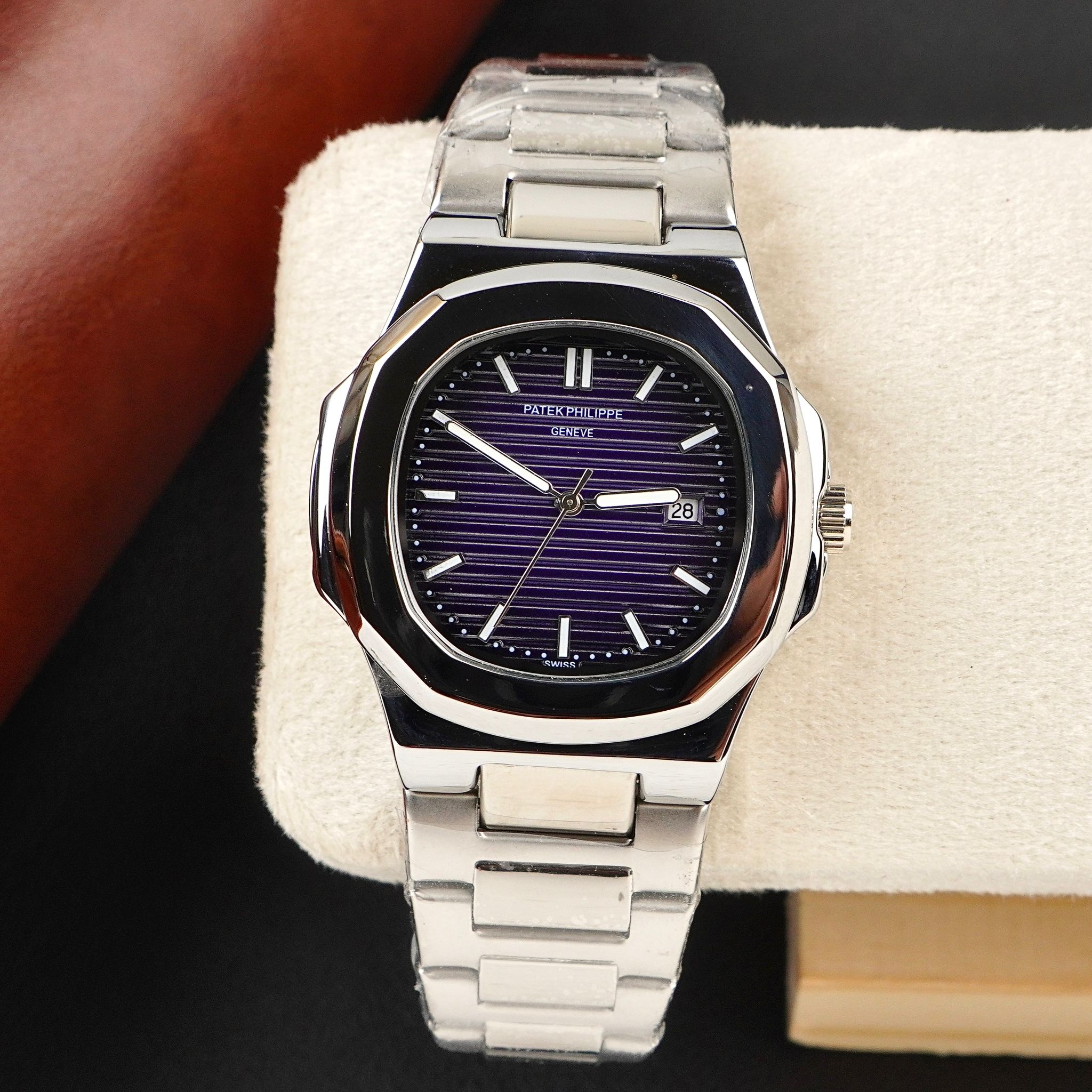 Patek Philliphe - Mens Watches - C-1105 image 1