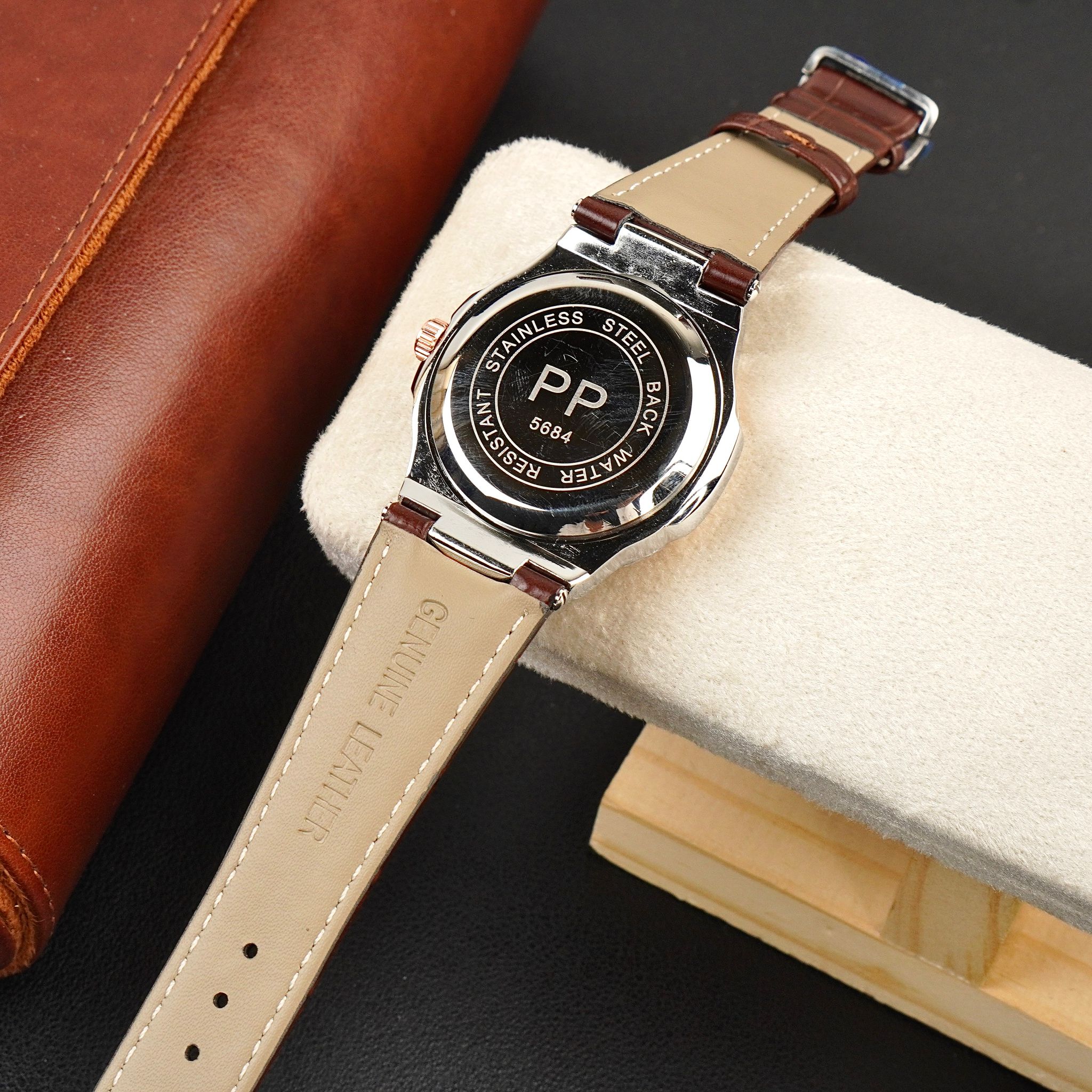 Patek Philliphe - Leather Strap - S-742 image 3